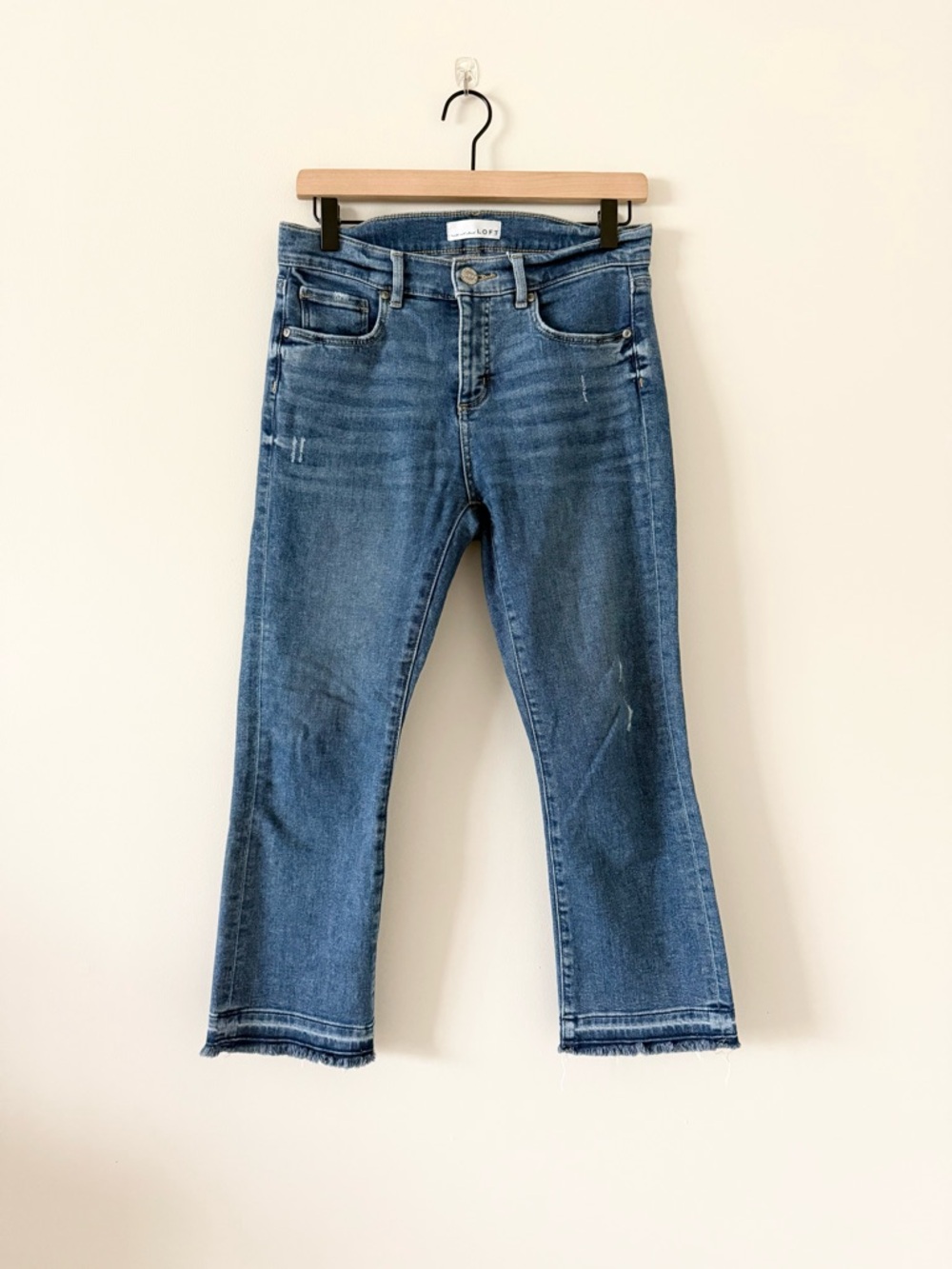 LOFT Cropped Flare Jeans with Raw Hem in Mid Blue Size 27 Petite